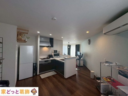 ���r���O ���r���O