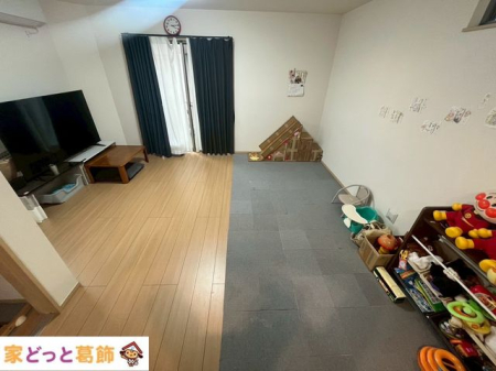 ���r���O ���r���O