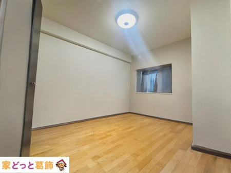 �Q�� �Q��