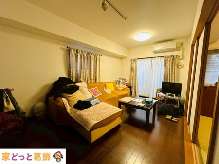 ���r���O ���r���O