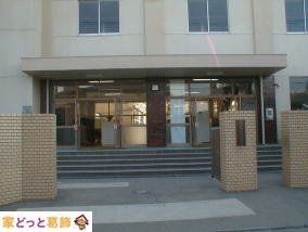 ���ӊ� �����旧��\�񒆊w�Z �k��11���B 850m