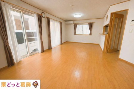 ���r���O ���r���O