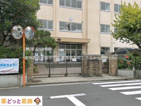 ���ӊ� �����旧��Ւ��w�Z �B�e��(2025-10-01) 250m