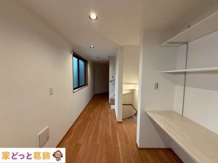 ���r���O ���r���O